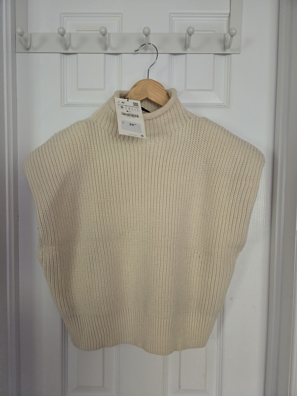 Zara Cream Ribbed Sleeveless Turtleneck Vest
